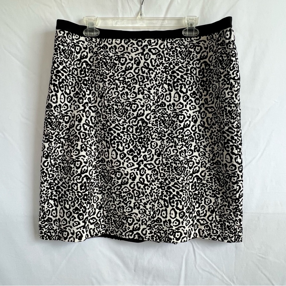 Ann Taylor Black & White Leopard Mini Skirt Size 18T (Tall)